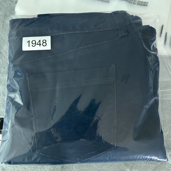 Bandolino AMY Straight Leg Jeans Womens Size 18 High Rise Dark Wash Blue - Picture 12 of 12